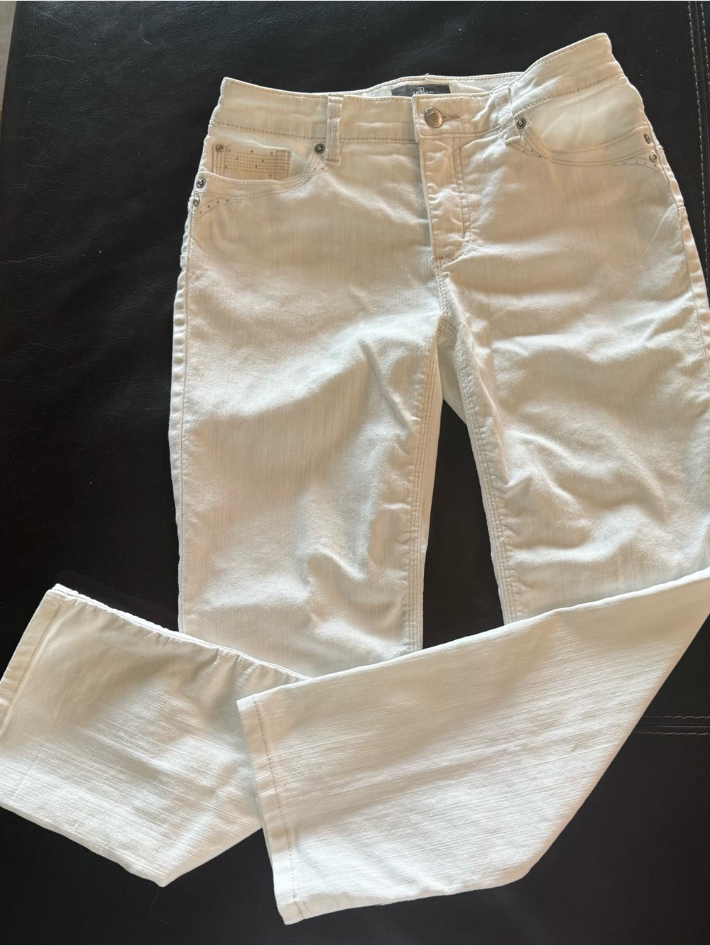 Chico’s So Lifting White Stretch Jeans - SZ 00